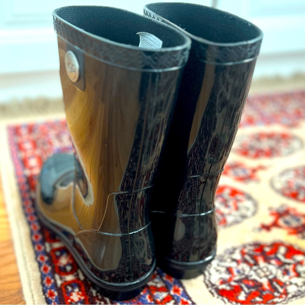 UGG SEINNA RAIN BOOT
